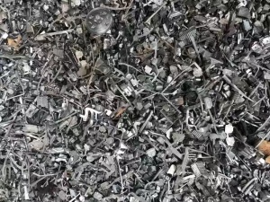 长年大量回收1系、3系、8系废铝