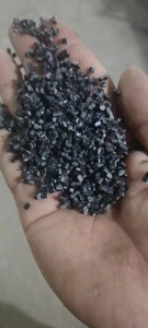 常年出售黑色PE高压颗粒