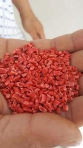 长期出售各色PP无纺布颗粒，月供150吨