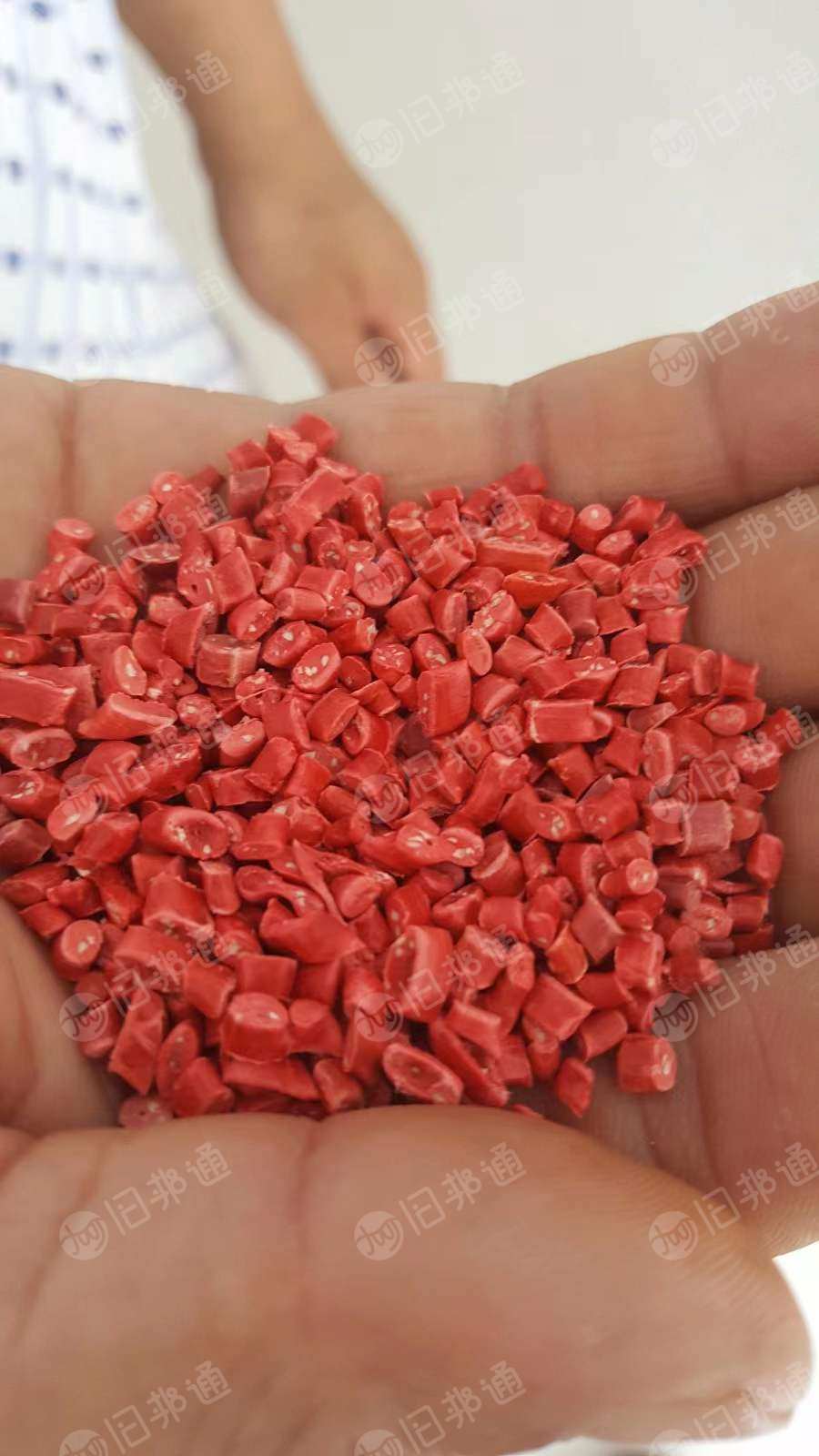 长期出售各色PP无纺布颗粒,月供150吨