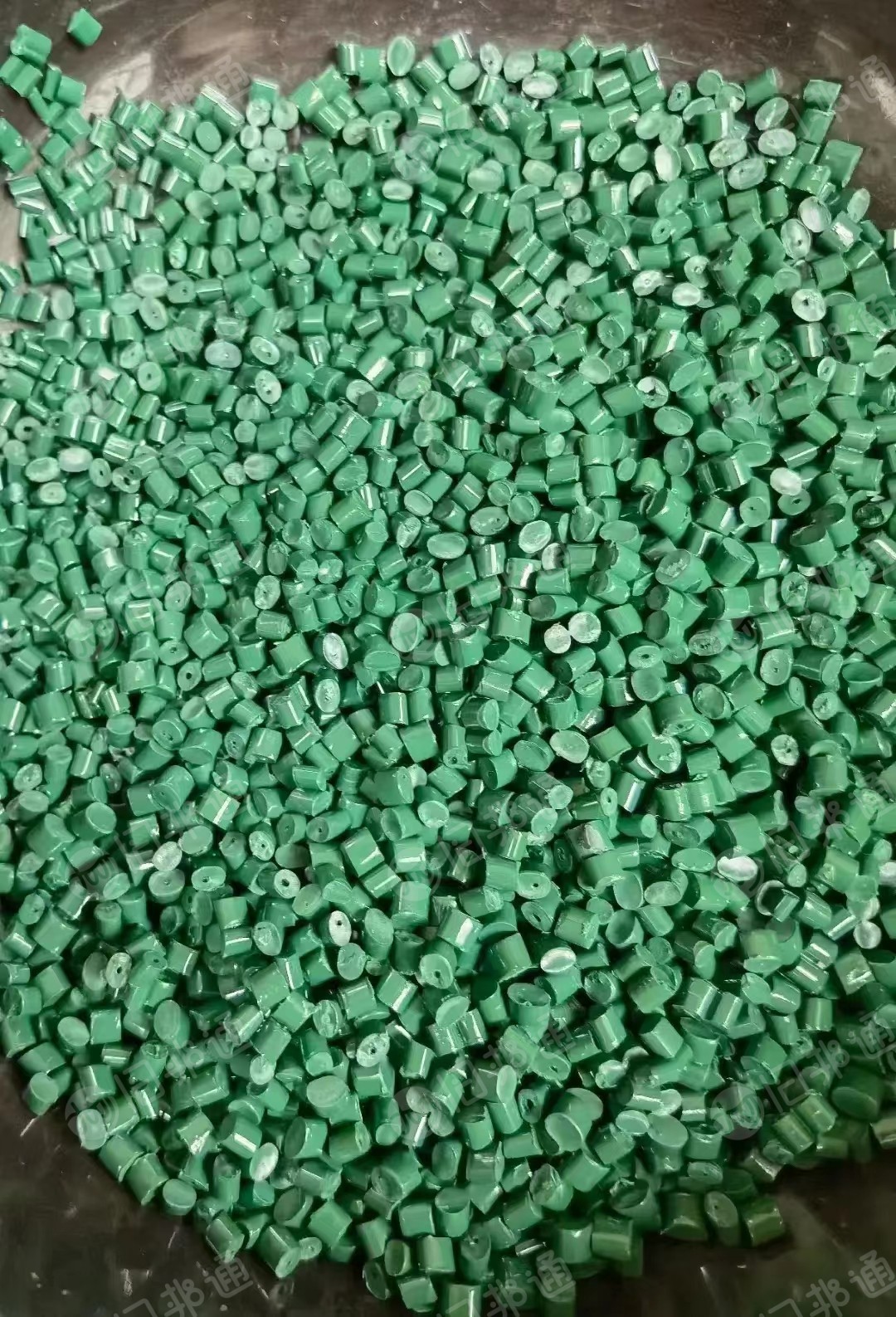 厂家自产自销,全透明无黑点PETG颗粒,高光环保,高流动性