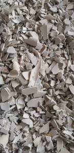 出售PVC杂一级破碎料、PVC大小管破碎料、PVC发泡墙板破碎料、PVC三级料、吊顶扣板破碎料