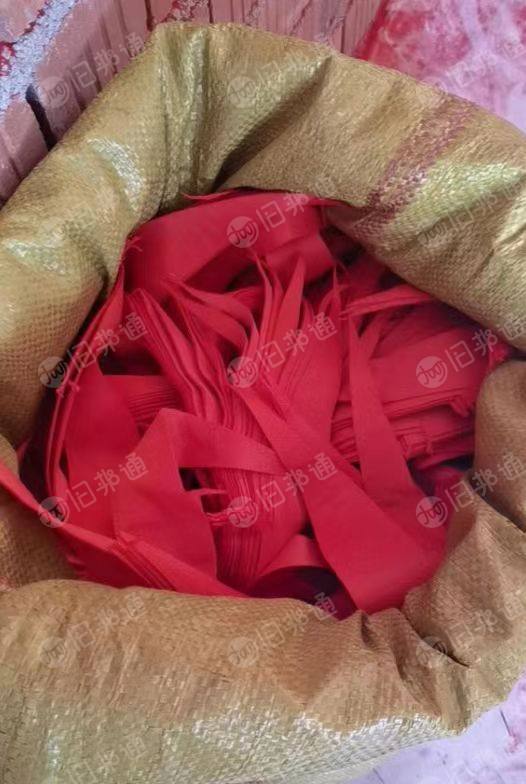 大量出售涤纶杂色造粒布,pp丙烯无纺布!