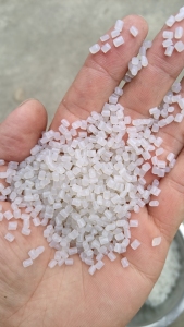 出售透明丙颗粒，饭盒颗粒，过2张120目