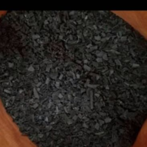 常年出售黑色水果筐破碎料