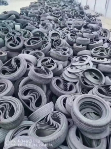 回收切割的线轮胎，切割的小钢丝胎，大钢丝胎