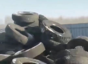 本厂常年高价回收废旧轮胎，履带