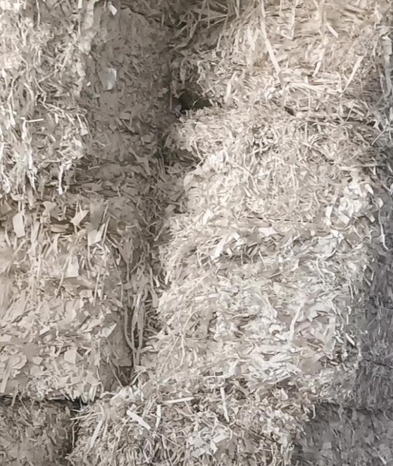 大量出售本白色装订碎切边,大量现货,山东临沂提货