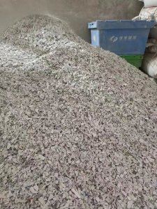 长期出售PVC管破碎，扣板破碎料、塑钢破碎料、PVC发泡板等干粉料
