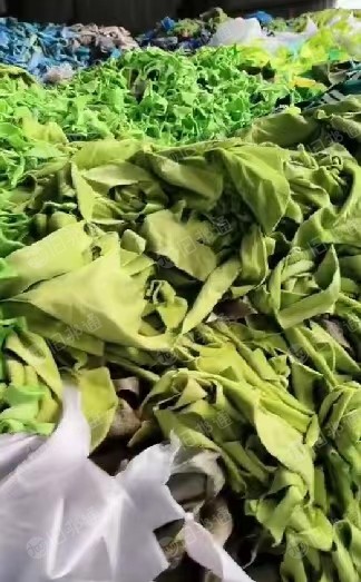 江苏出售大量摇粒绒边角料!