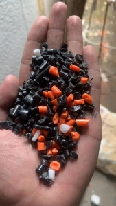 求购POM水口料，花色，杂色，黑色。要求干净无杂质