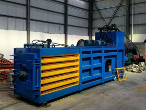 出售大中小型塑料粉碎机、清洗机、甩干机、打包设备
