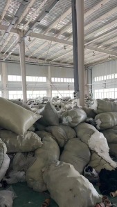 涤纶锦纶氨纶混在一起的废丝七八吨，需要的联系