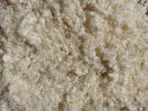 供应杨木化机浆，白度77，湿度2.0左右，拉力1000左右，长期大量现货