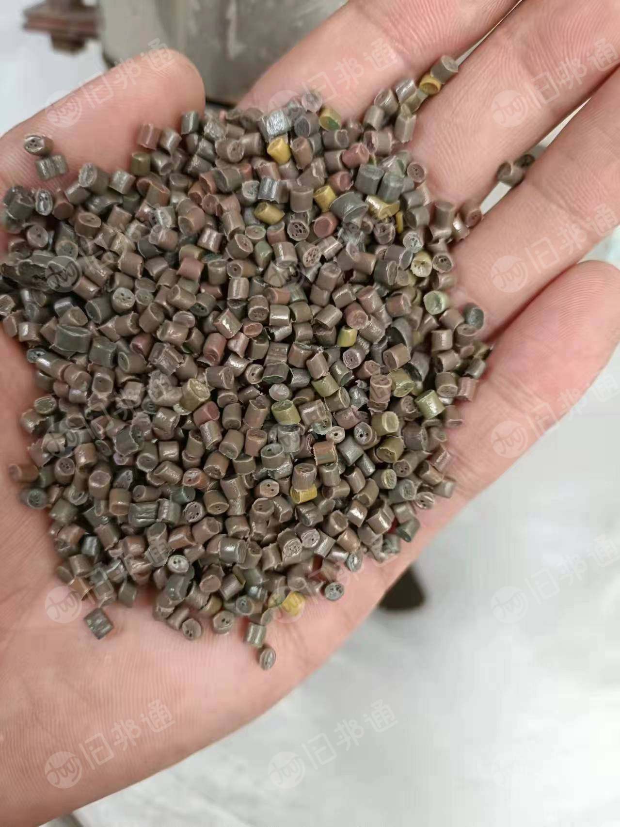 长年生产干造缠绕膜颗粒,花料下角颗粒,乳白袋颗粒