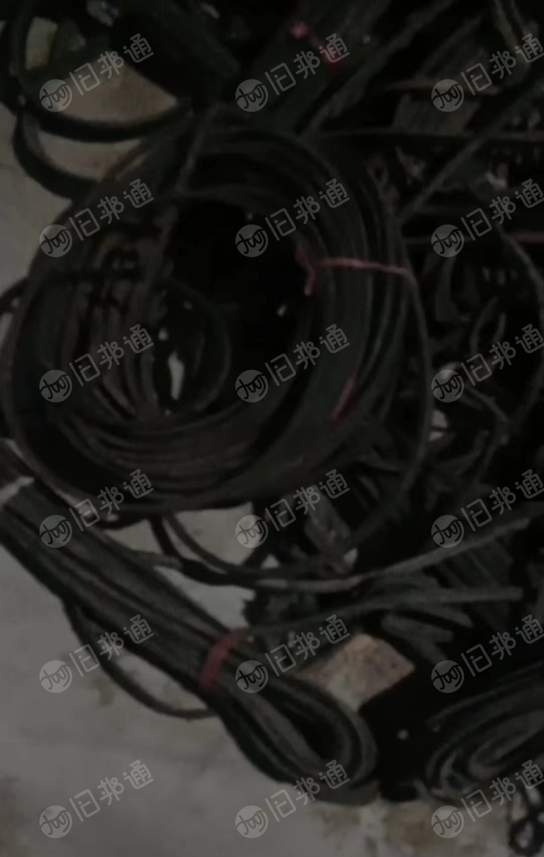 出售橡胶三角带,很干净,无杂质,现货20多吨