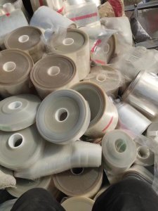 出售PET卷膜，现货约30吨