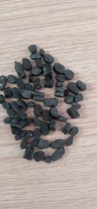 长年大量出售pu颗粒，硬度80-85，适合做推车轮子