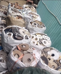 全国求购干净优质的PVC墙纸毛料，硬质软质都可以