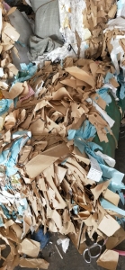 出售淋膜纸废料，多种颜色混一起，现货一挂车，河北邯郸提货