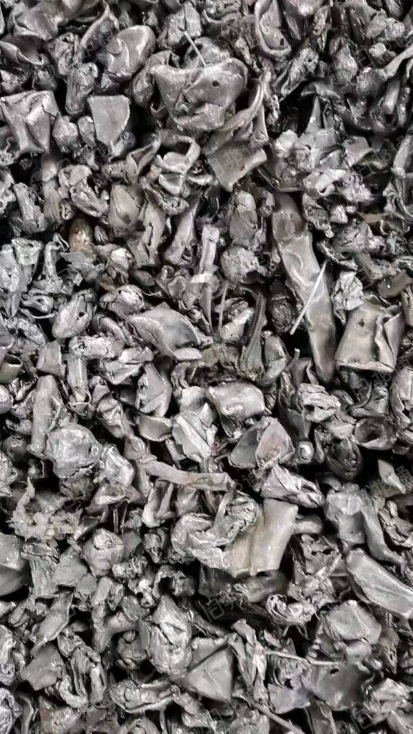 长期出售废钢破碎料，1.8密度的，月供1000多吨，山西长治提货
