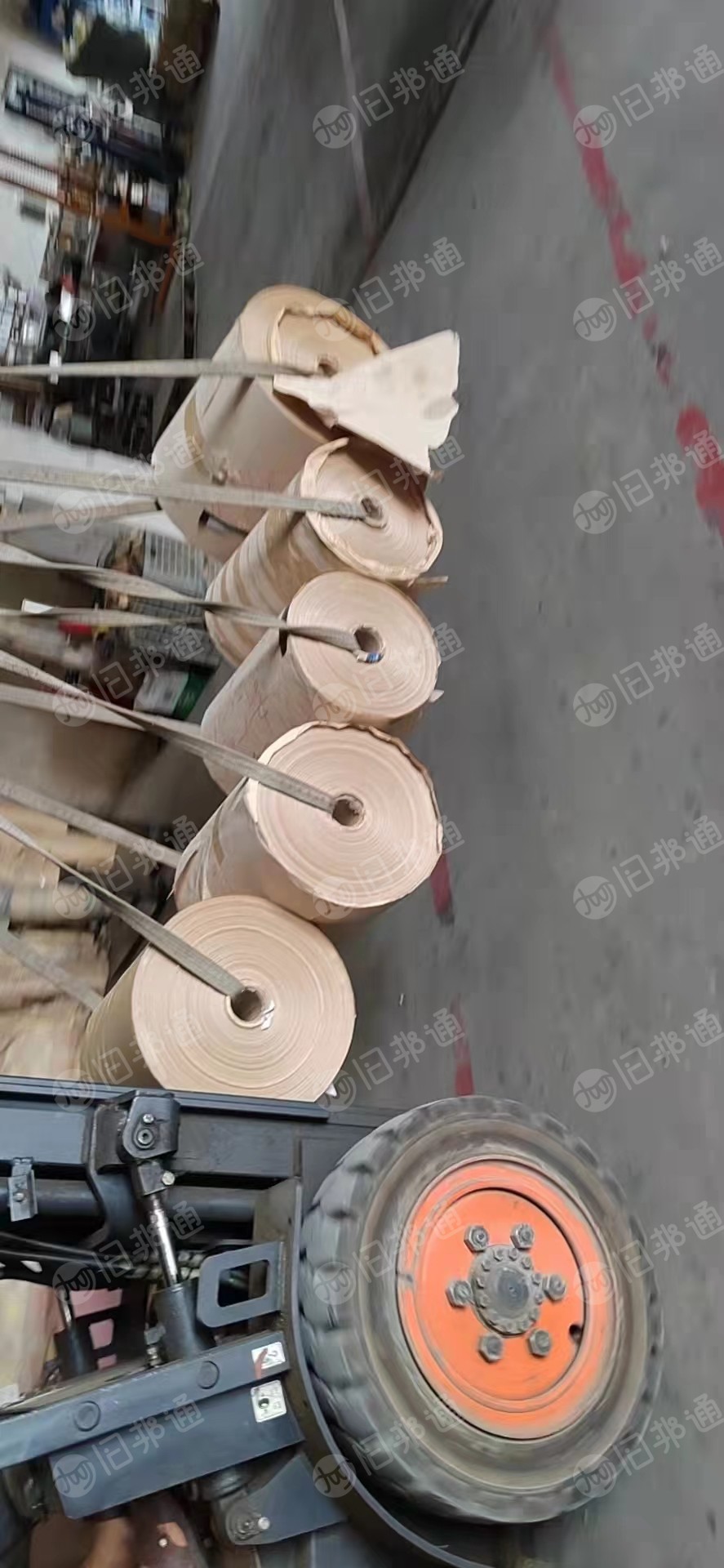长期供应80克卷筒牛皮纸,两种规格655和670,
