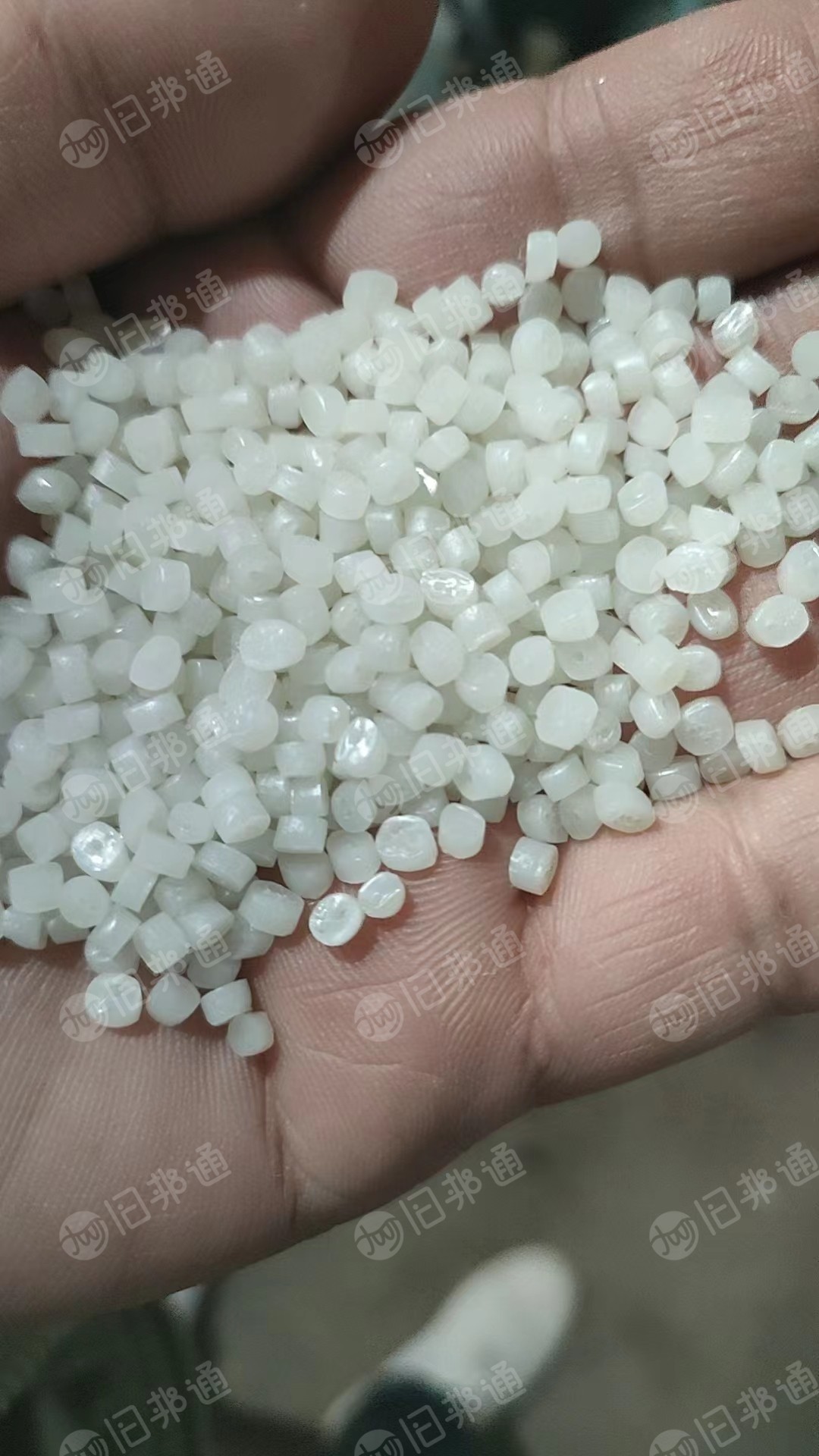 出售一级大白低压pe颗粒,酱油壶颗粒,尿素桶颗粒,透析桶颗粒,吹膜好用
