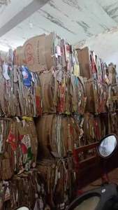 出售打包好的花纸，每月100吨