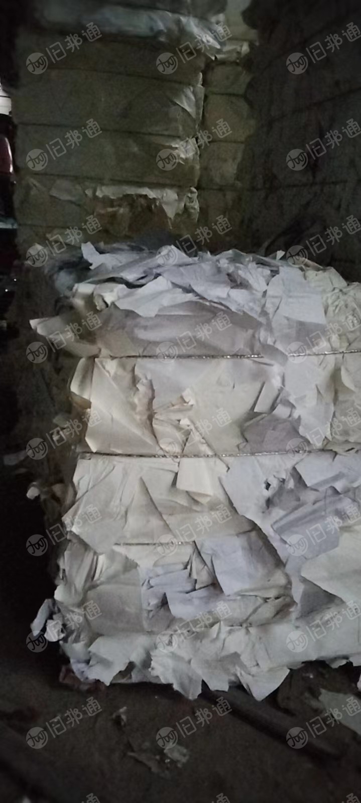 出售印刷白纸废料,铜版纸、书纸、A4等混合打包,月供30-40吨,货在湖南岳阳