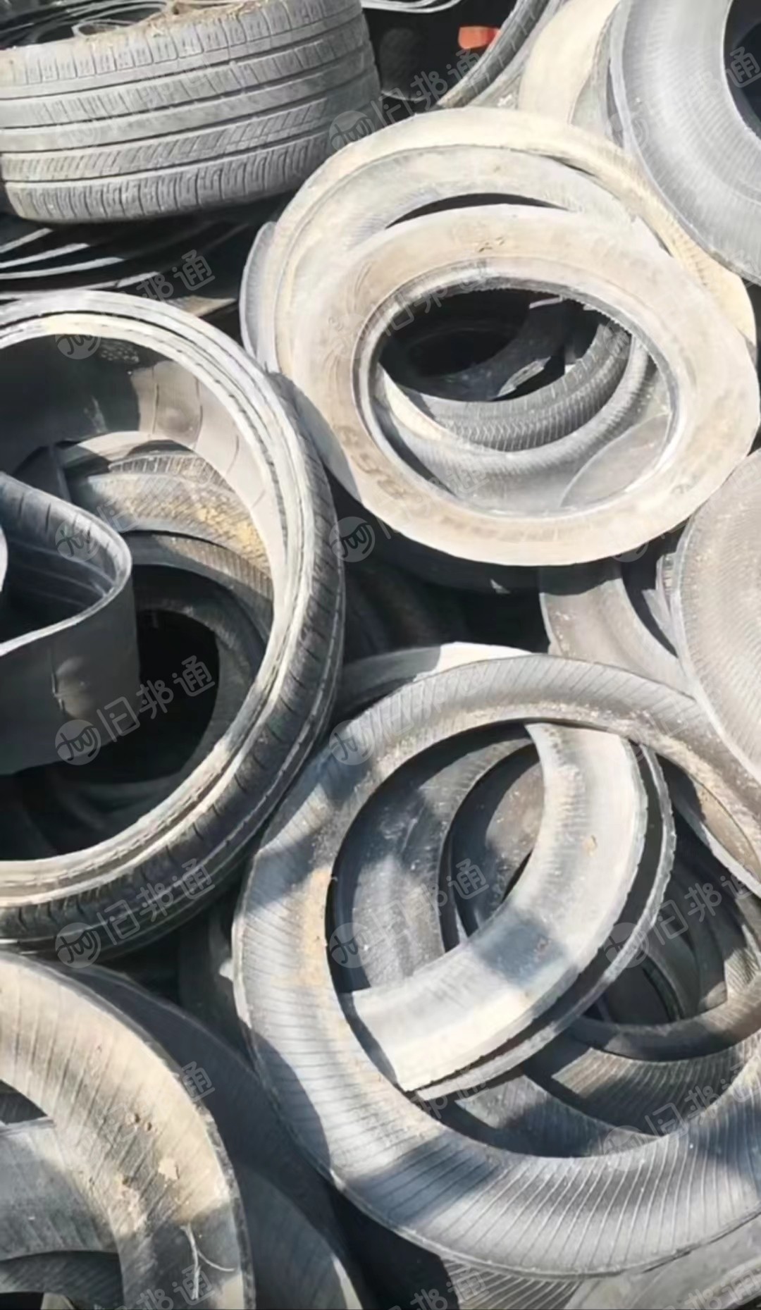 高价收购纯电摩胎,小钢丝胎,线胎,铲车胎,输送带,各种橡胶炼油料