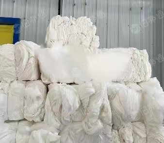 出售木浆水刺布pp无纺布上面喷了一层木浆,河南提货!