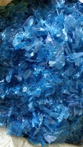 常年出售PVC蓝膜破碎料，现货十几吨