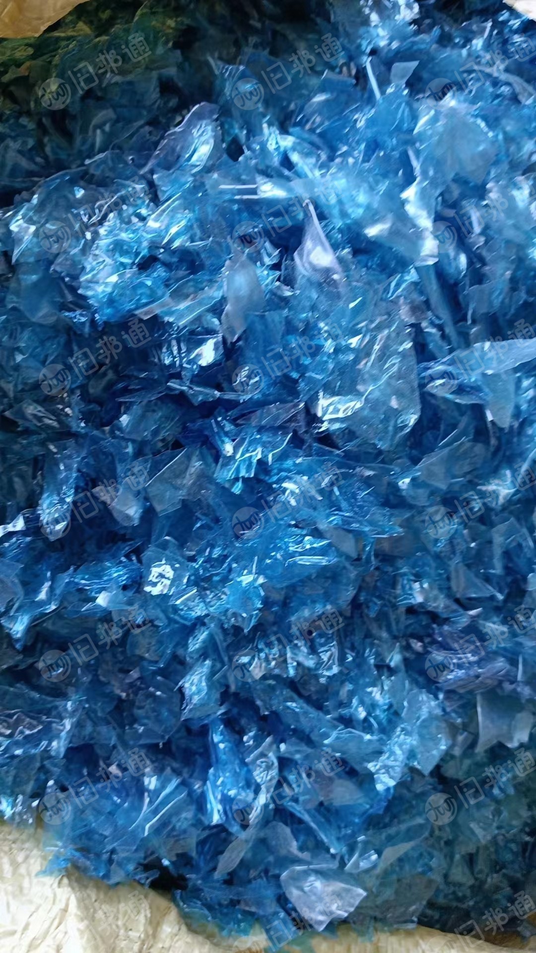 常年出售PVC蓝膜破碎料，现货十几吨