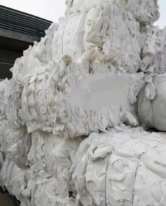 供应纯涤纶料，可做泡料！