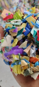 出售花乙破碎料，清洗干净直接造粒