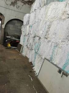 长期出售废不干胶纸，无膜和带膜分开打包