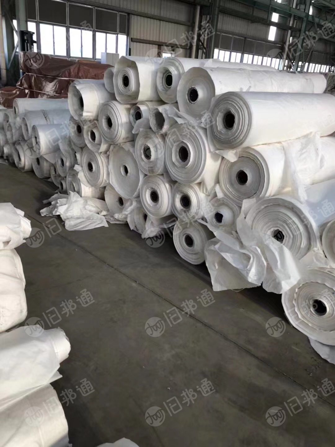长期出售白色不锈钢衬纸,卷筒货,散货打包都有
