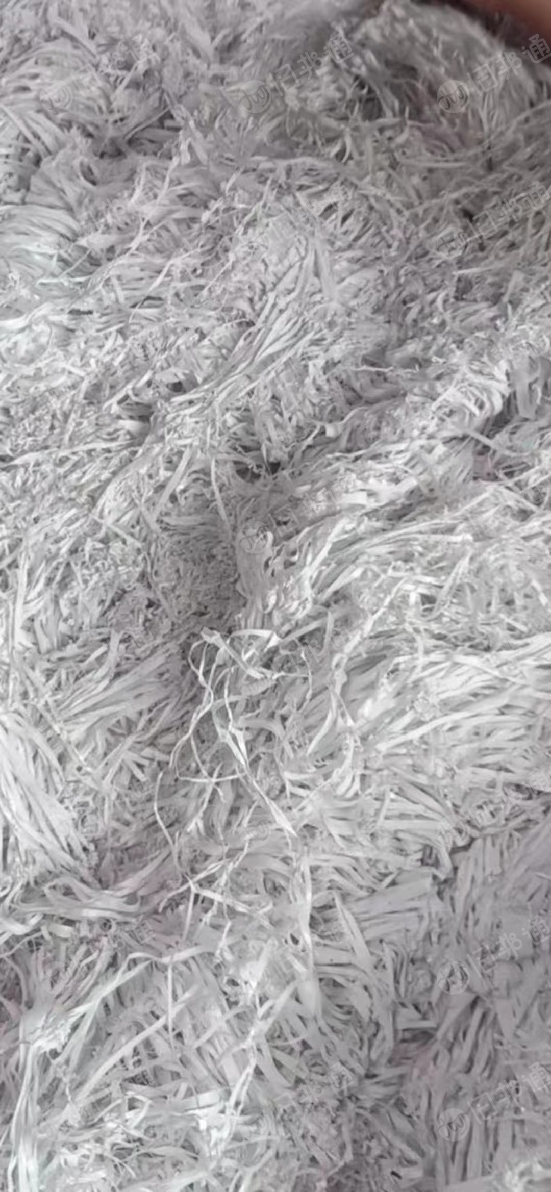 长期大量回收不干胶纸,要求膜不超过10%,胶量不能过多