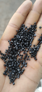 常年生产出售PE遮阳网颗粒