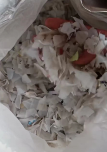 常年大量出售酱油壶破碎料，娃哈哈破碎料，清洗甩干