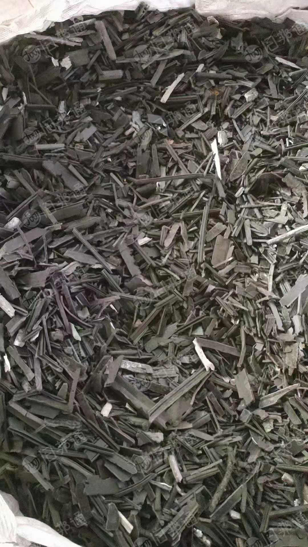 出售断桥下来的破碎料,PA66隔热条破碎料,现货150吨