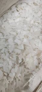 出售大白乙破碎料，娃哈哈破碎料，纯透析桶破碎料，尿素桶破碎料