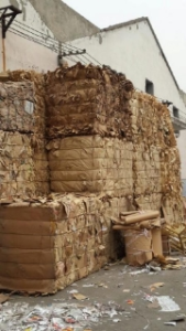 大量求购牛皮纸切边，牛皮卡纸，电缆纸，绝缘板牛皮纸