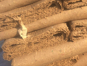 大量供应牛皮纸浆，已打成牛皮纸板