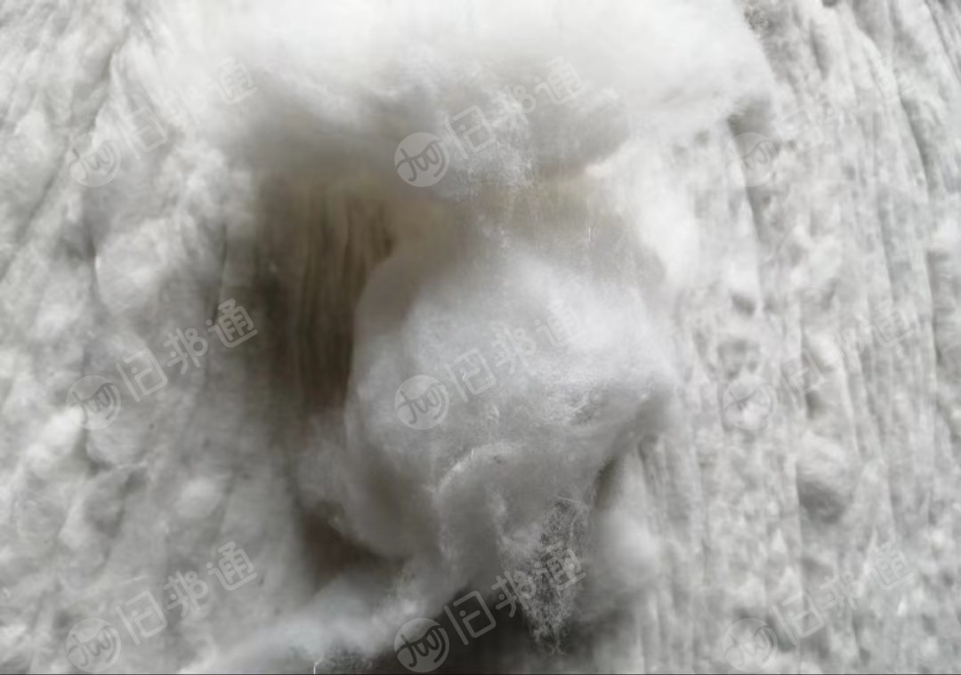 长期供应纺纱厂原料黏胶棉,涤棉棉絮,做被子专业料!