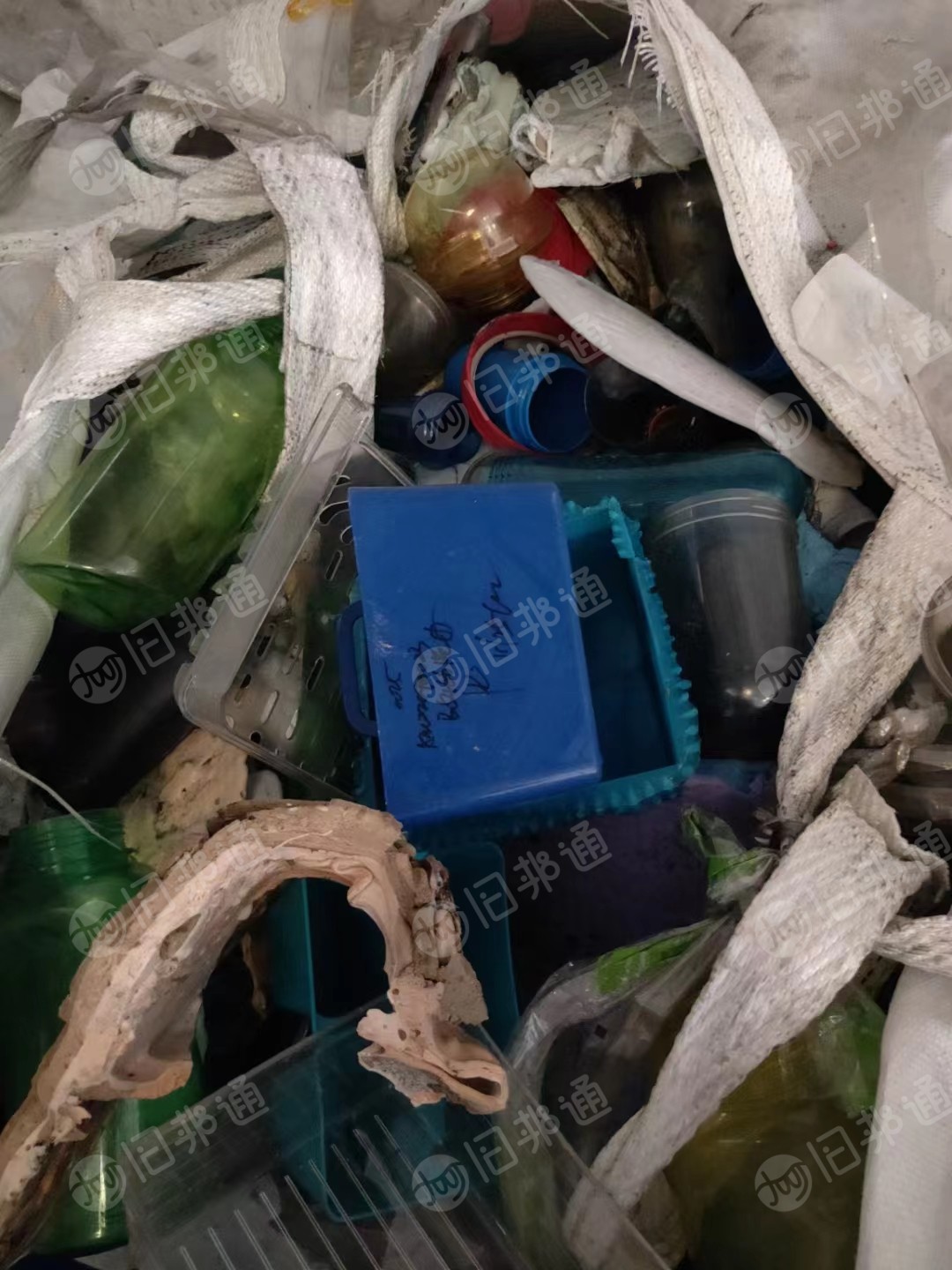 出售PET胶头料,现货7吨左右