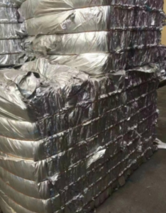 大量回收废旧铝塑膜，炼油用的