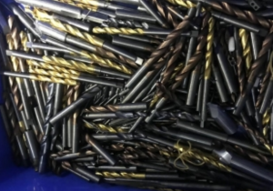 求购合金高速钢，含钨、钴、钼的废钢