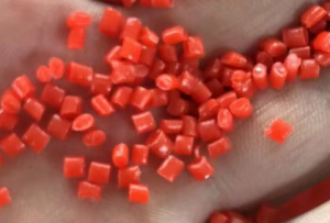 大量出售地暖管颗粒