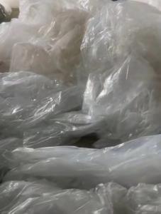 大量回收分拣好的薄膜胶纸，PE水洗膜